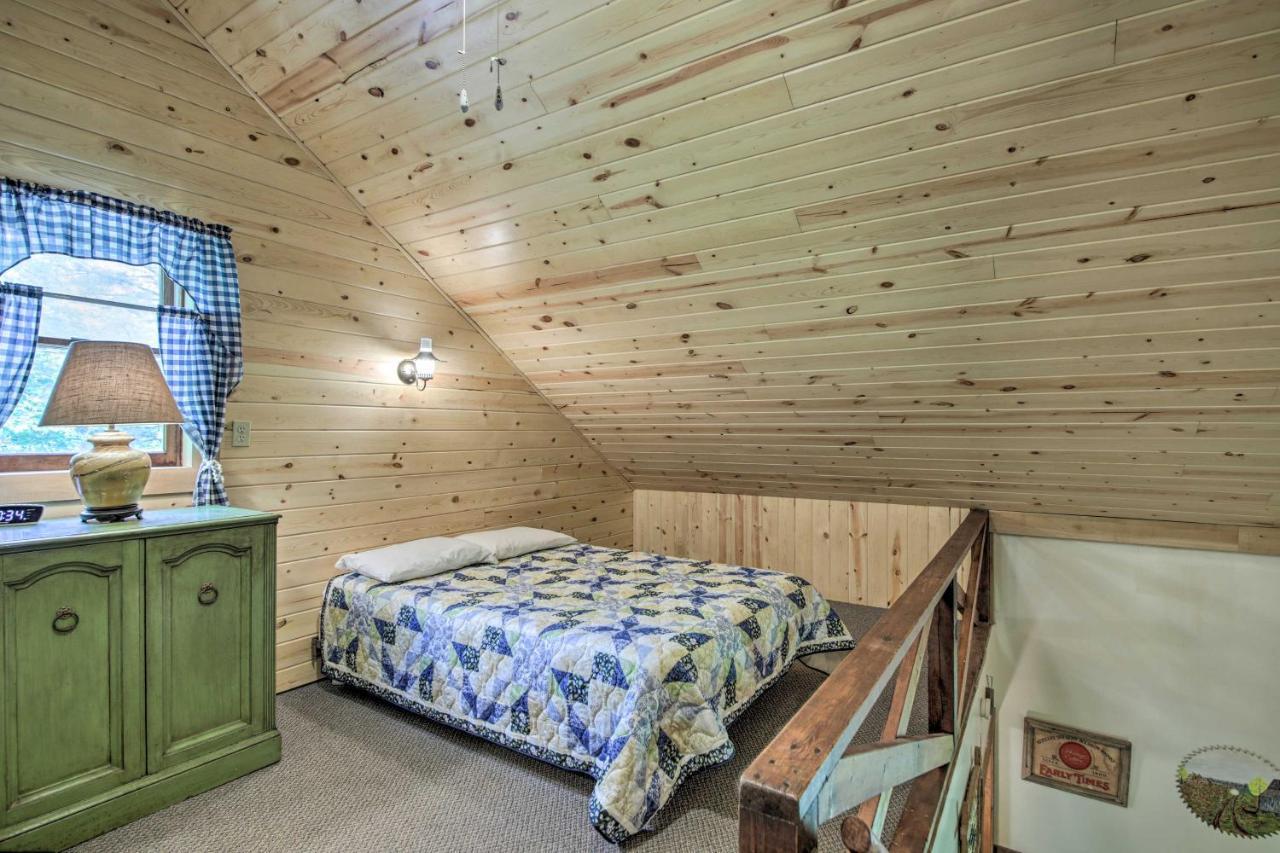 Waters Edge Retreat With Deck On Patoka Lake! Taswell Exterior foto